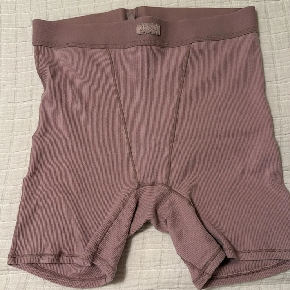 Skims Cotton Rib Boxer Rare Levender color ****Currently out of stock NWOT - Picture 2 of 4